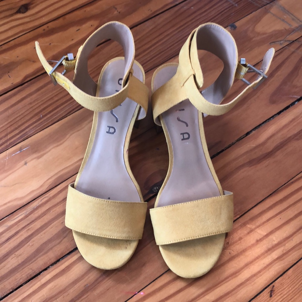 yellow sandals!